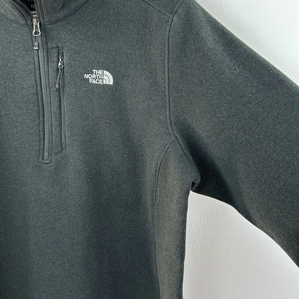 The North Face Pullover Half Zip Fleece Jacket